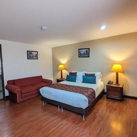 Hotel La Sabana Bogota Buitenkant foto