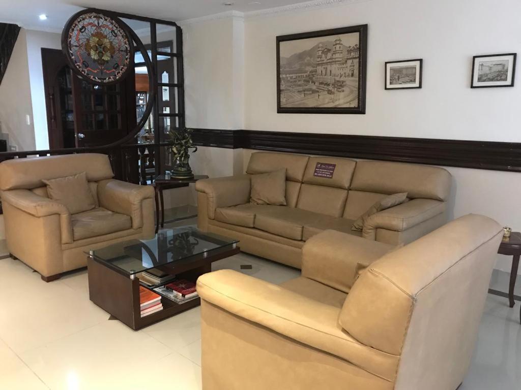 Hotel La Sabana Bogota Buitenkant foto