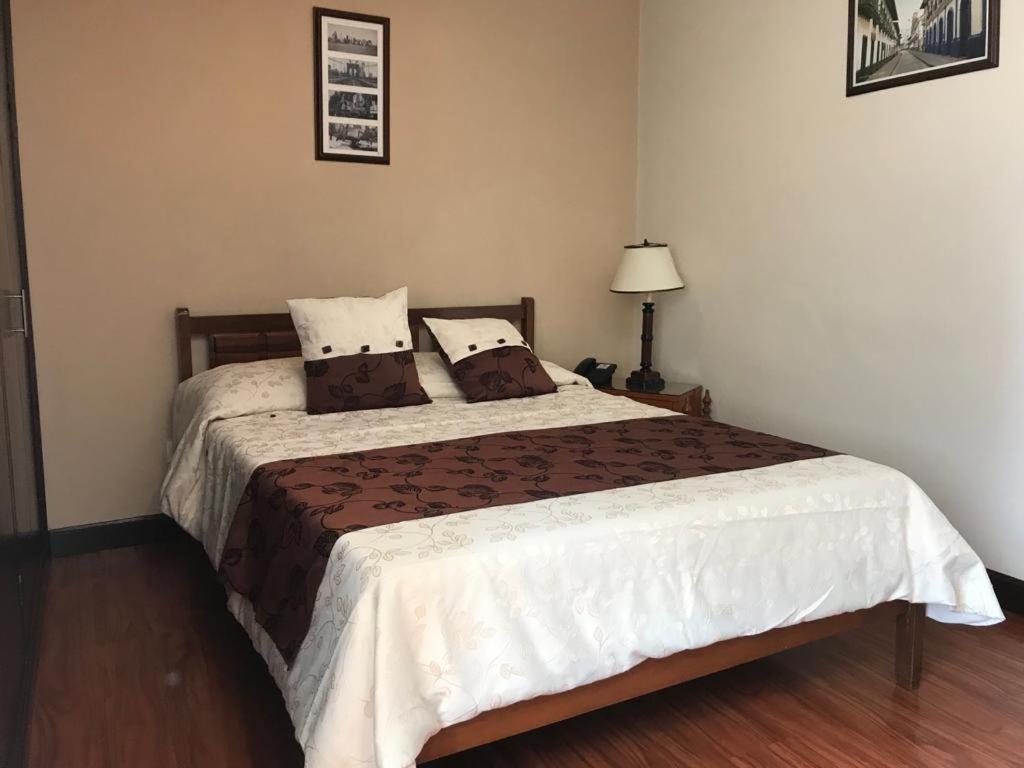 Hotel La Sabana Bogota Buitenkant foto