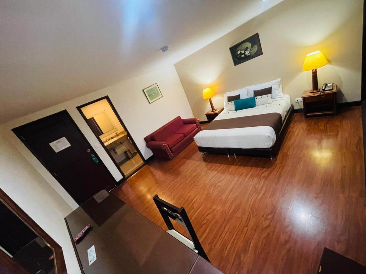 Hotel La Sabana Bogota Buitenkant foto